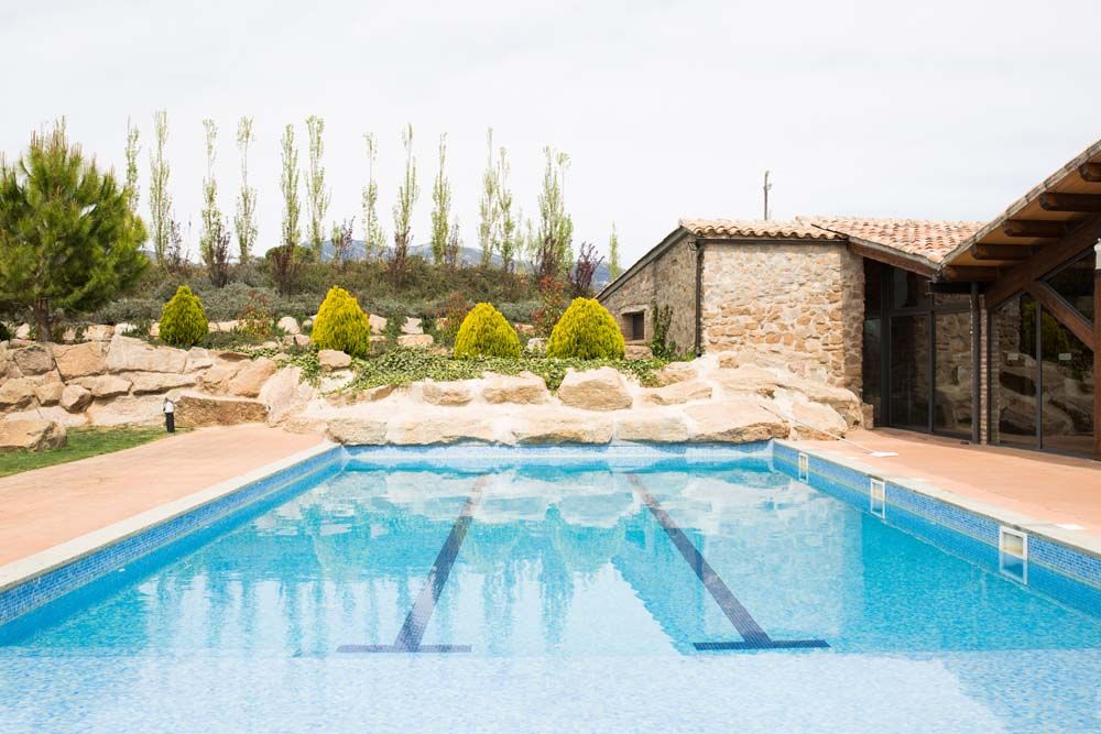 Holiday cottage with private pool • Barcelona • Spain_2